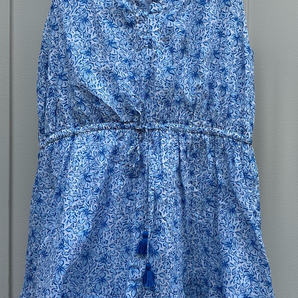 Vineyard Vines White and Blue Floral dress